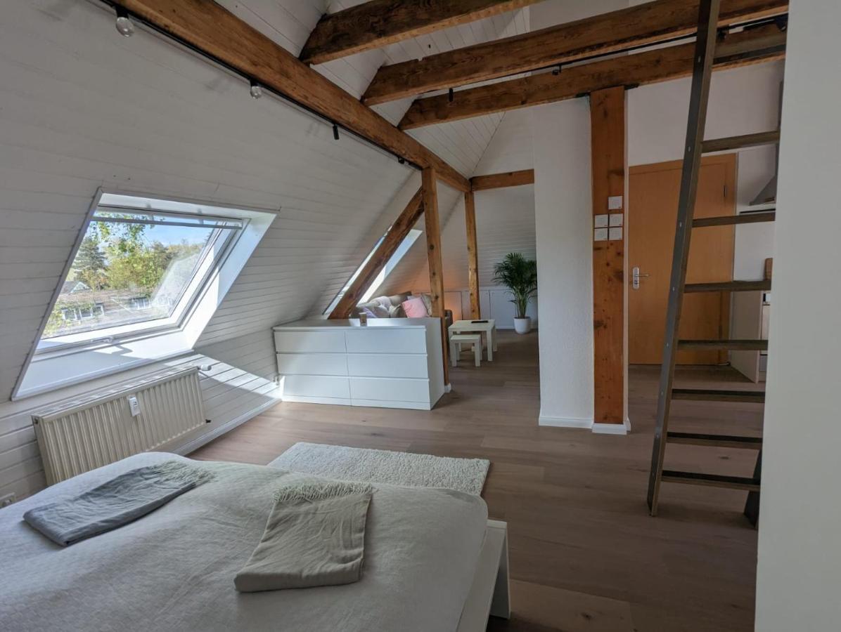 Helles Dachgeschoss-Appartement Krefeld Zewnętrze zdjęcie